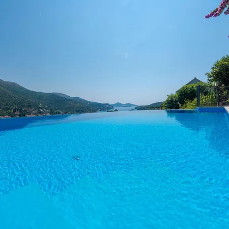 Mardia- Sea View Infinity Pool Built 2023 度假居