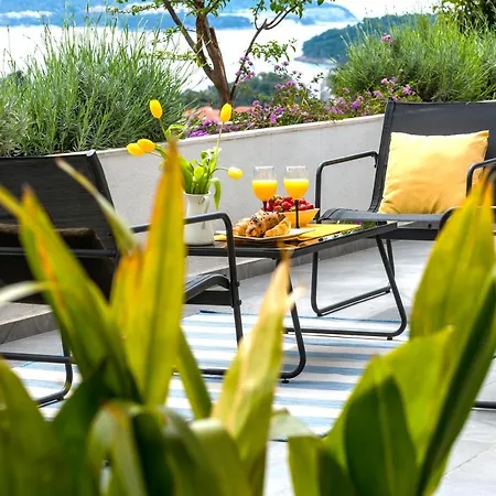 Mardia- Sea View Infinity Pool Built 2023